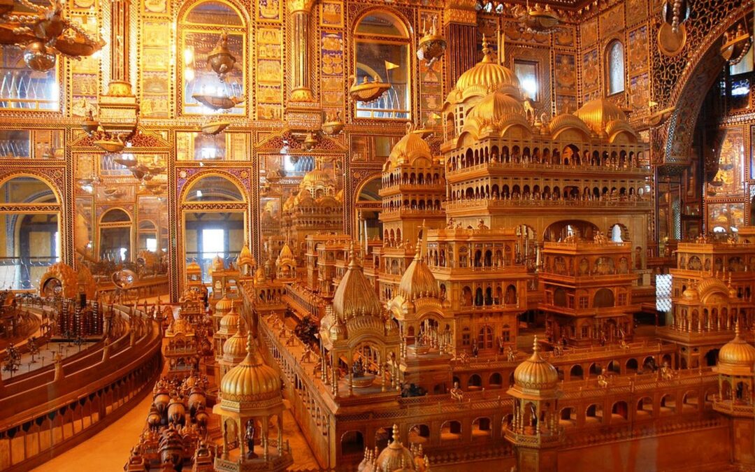 Incredible Lal Mandir aka Soniji Ki Nasiyan